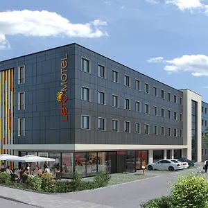 Hotel Muenchen-olympiapark, Munich